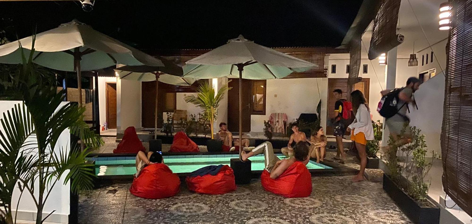 Cape Rose2 Hotel Gili Trawangan Exterior photo